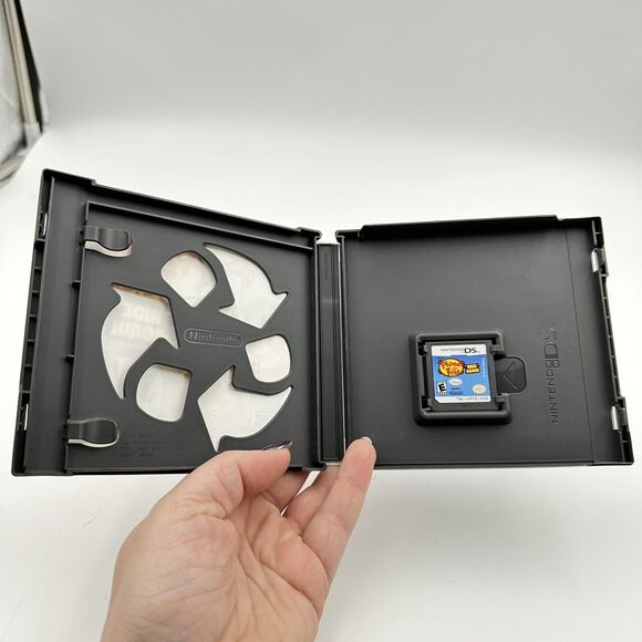 Disney Phineas and Ferb: Ride Again Nintendo DS Game 2010 - Picture 3 of 5